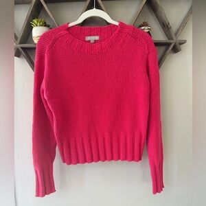 J.Crew Women's bright pink chunky knit Crewneck Sweater with thick ribbed hem.